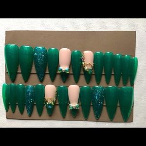 Green gellies stiletto nails